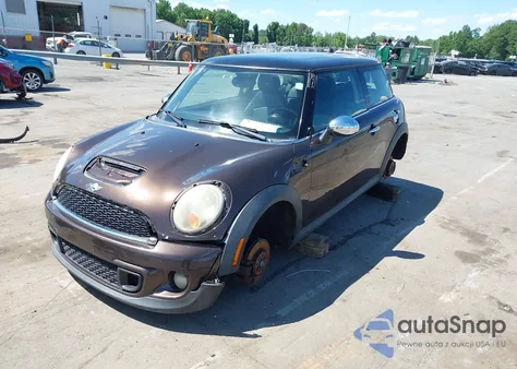 2011 Mini Cooper S z USA, uszkodzony, nr VIN WMWSV3C52BTY15379